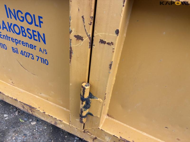 Thyholm brændstof container med pumpe 13