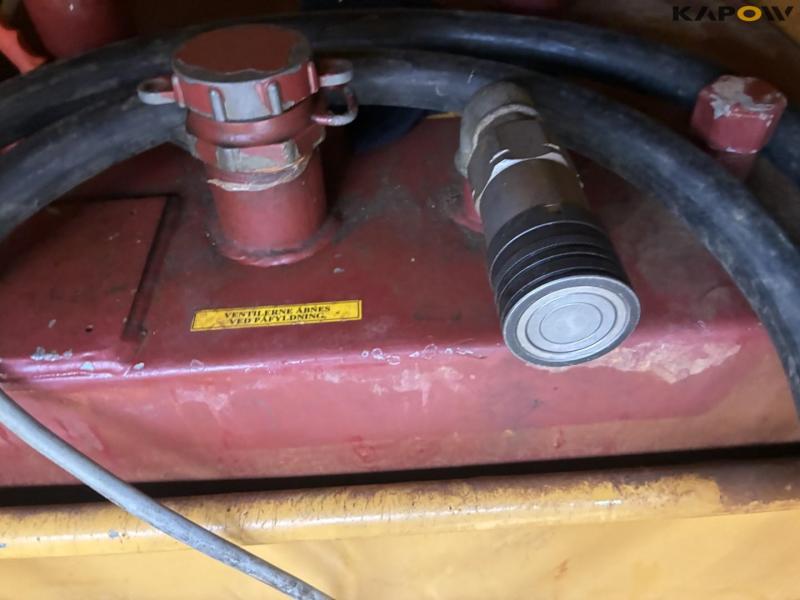 Thyholm brændstof container med pumpe 20