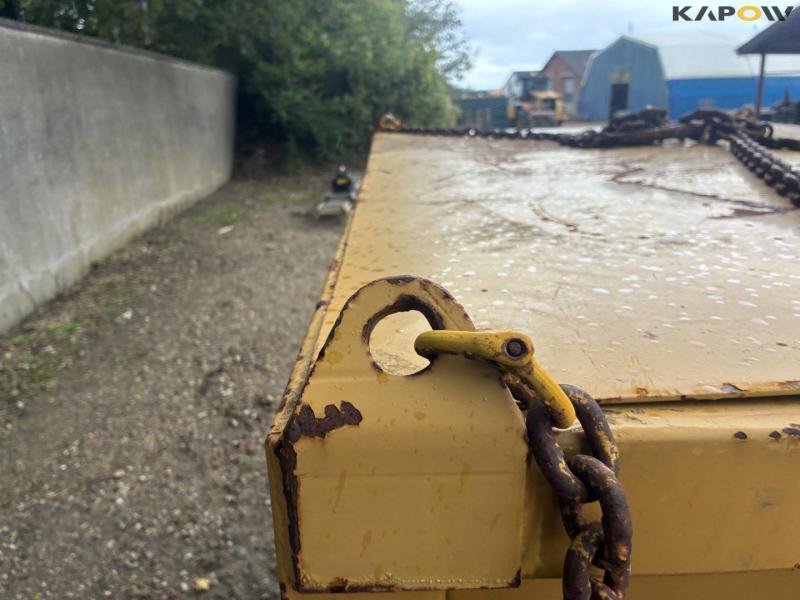 Thyholm brændstof container med pumpe 27