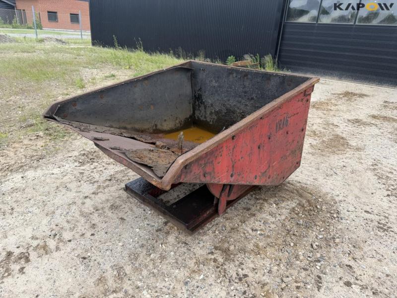 Tipcontainer til pallegafler 1