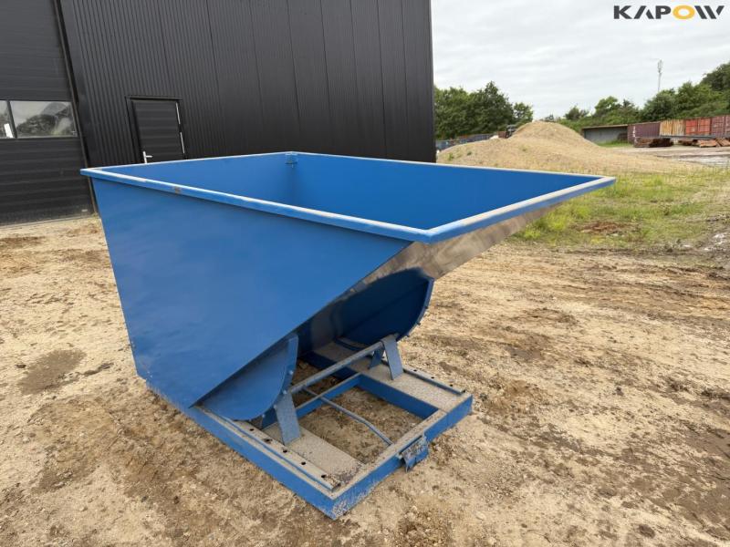 Tippo 2000 container 3