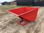 Tippo 900 red container 1