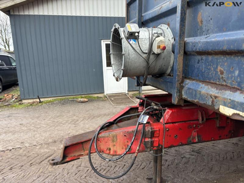 Tipvogn med blæser 8