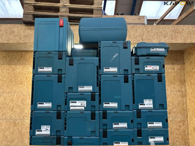 Tomme makita kasser 12