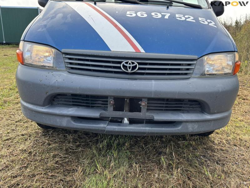 Toyota HIACE 2,5 kassevogn 11