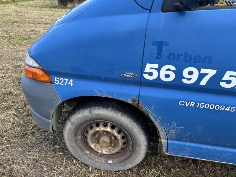 Toyota HIACE 2,5 kassevogn 48