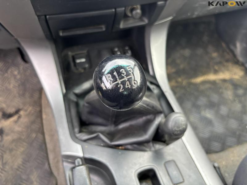 Toyota Land Cruiser 3,0 D-4D van 54