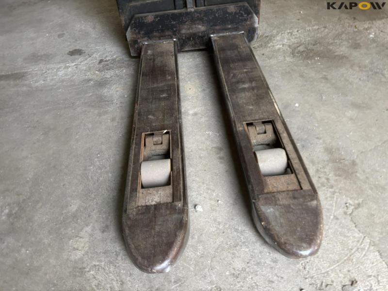 Toyota SWE080L el stabler 10