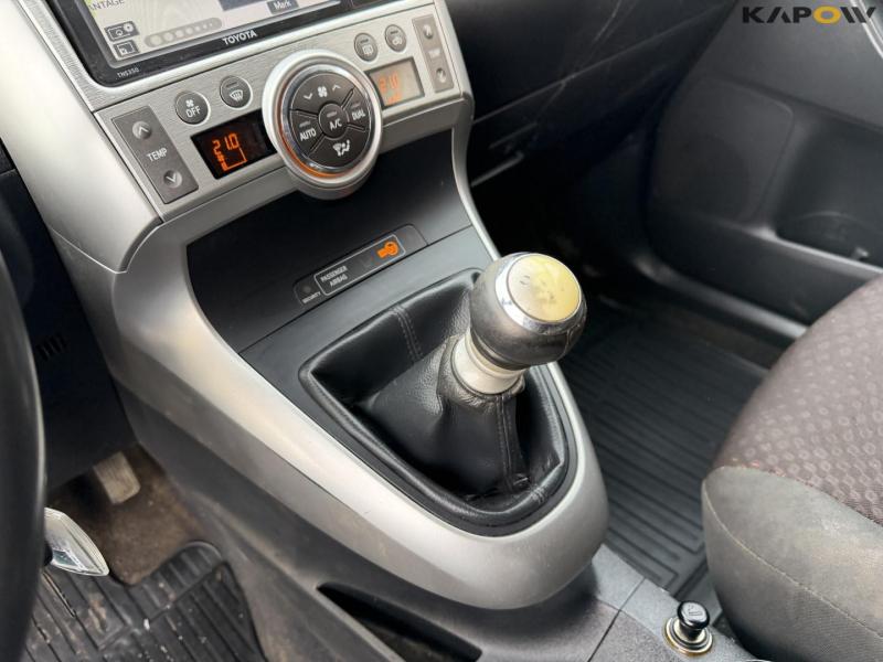 Toyota Verso Sportsvan 2.0 varebil 12