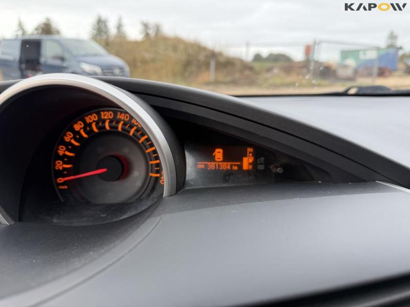 Toyota Verso Sportsvan 2.0 varebil 17