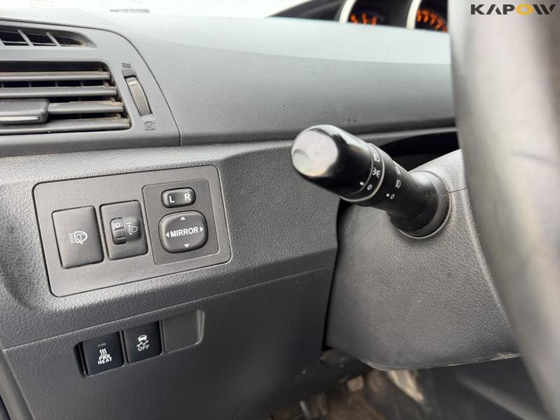 Toyota Verso Sportsvan 2.0 varebil 23