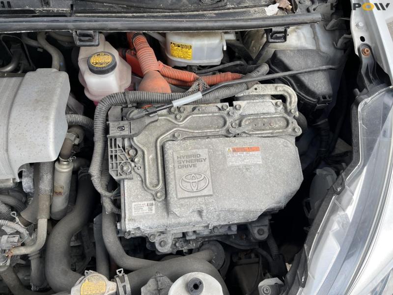 Toyota Yaris hybrid personbil 25