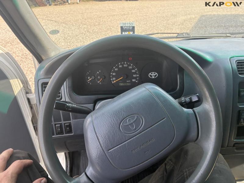 Toypta Hiace varebil 47