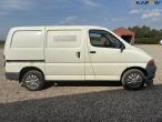 Toypta Hiace varebil 4