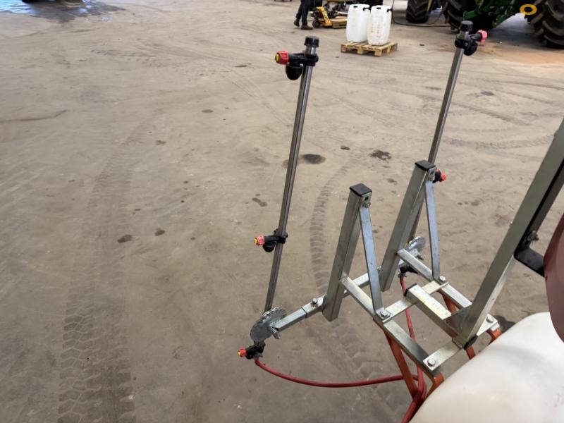 Trailersprøjte med benzin motor 16