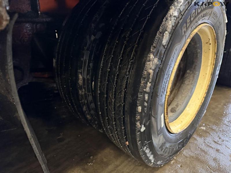 TSR maskintrailer/sættevogn 33