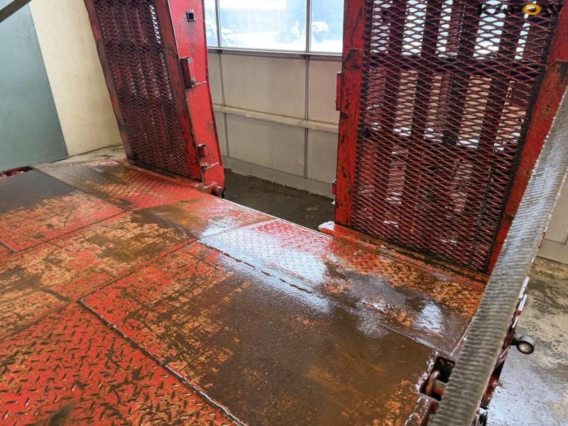 TSR maskintrailer/sættevogn 48