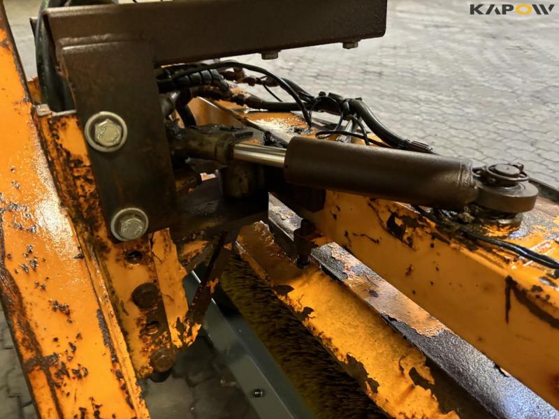 Tuchel fejemaskine med A-ramme 17