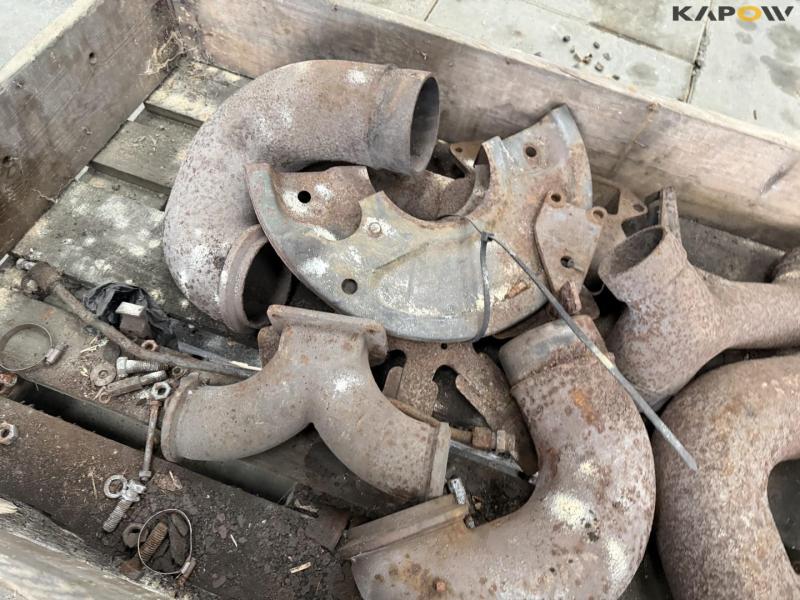 Udstødningsrør til commins 903 motor 11