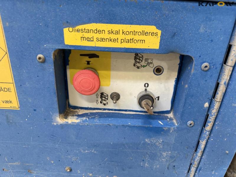 Upright TM12 sakselift 10