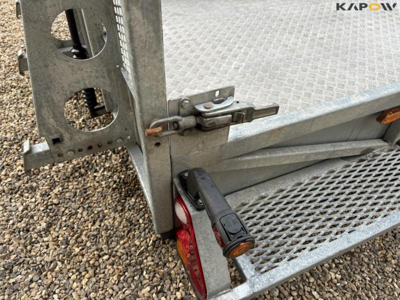 VA, 3520M5 trailer 27