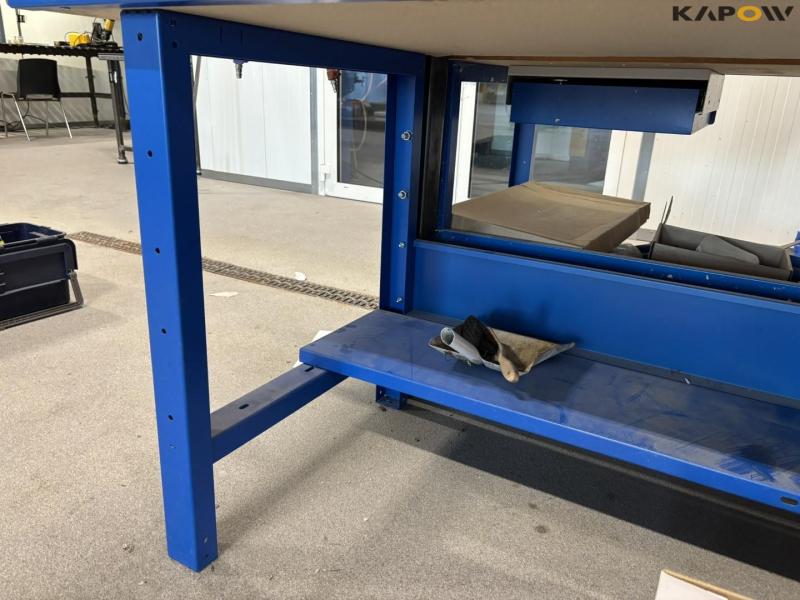 Værkstedsbord med værktøj 6