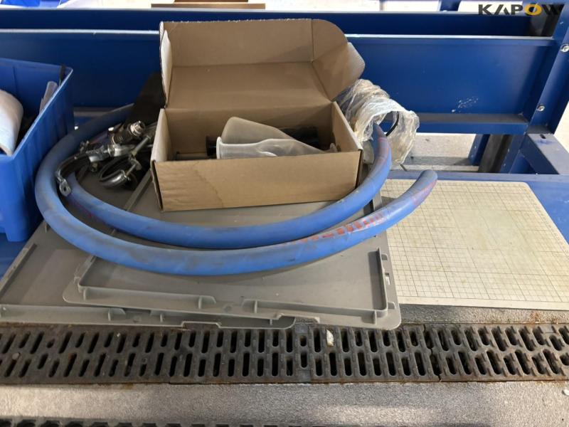 Værkstedsbord med værktøj 5