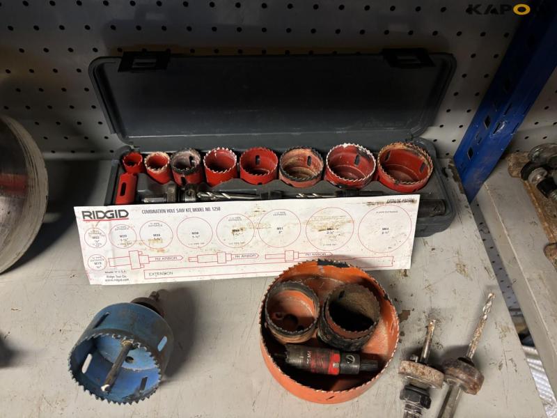 Værktøj på reol 37