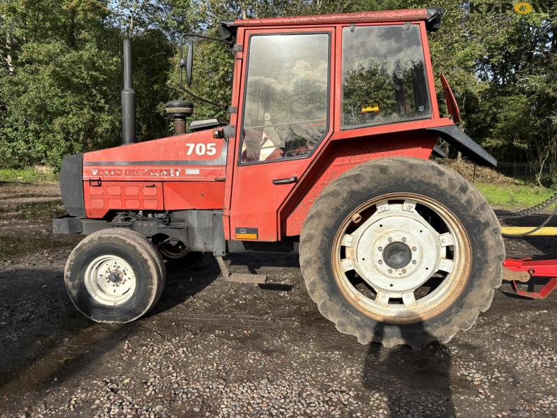 Valmet 705 GL 2 WD traktor 9