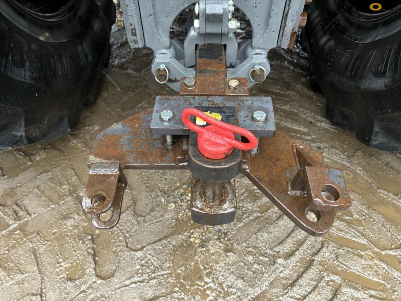 Valtra S394 traktor 33