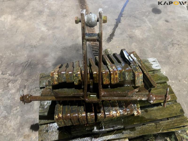 Valtra frontvægt 12 stk. af 37,50kg 12