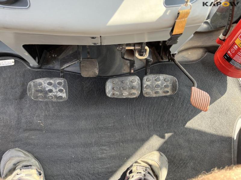 Valtra N174 frontlæssertraktor 47