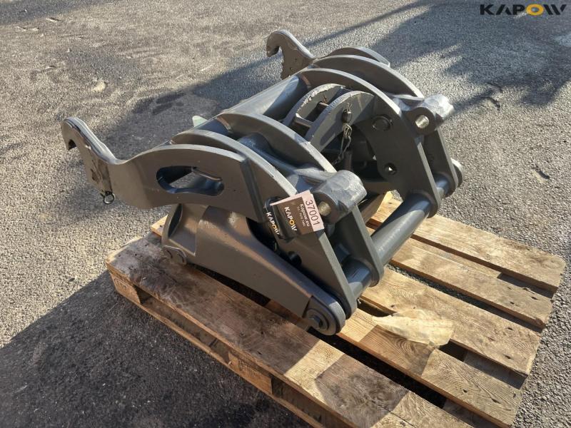 Valtra S353 frontlift 5