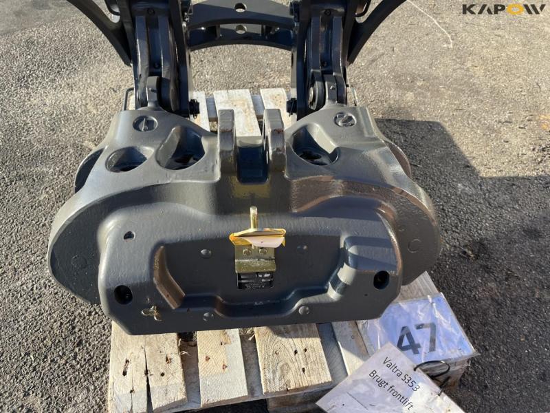 Valtra S353 frontlift 12