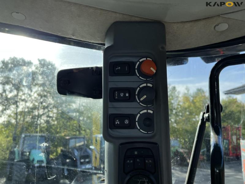 Valtra S374 traktor 42