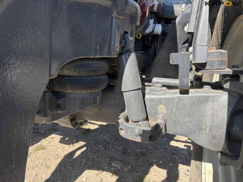 Valtra T214 Versu traktor med frontlift 13