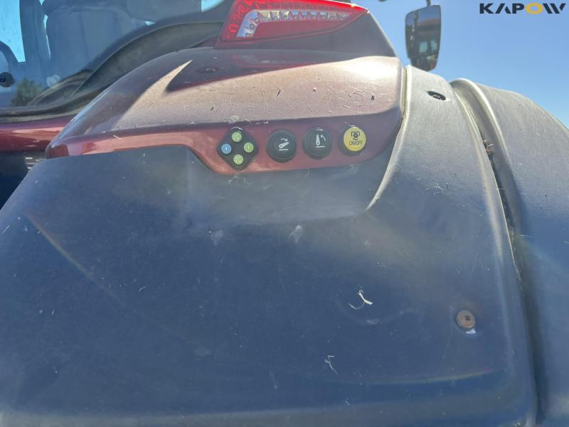 Valtra T214 Versu traktor med frontlift 47