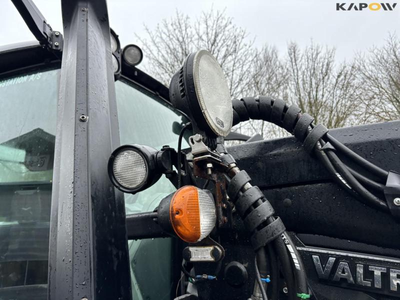 Valtra T234 frontlæsser traktor 24