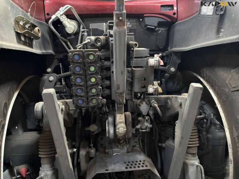 Valtra T235 Twintrac traktor med frontlift - vendbar 30