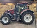 Valtra T235 Twintrac traktor med frontlift - vendbar 8