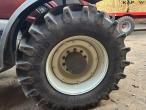 Valtra T235 Twintrac traktor med frontlift - vendbar 16