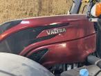 Valtra T235 Twintrac traktor med frontlift - vendbar 43