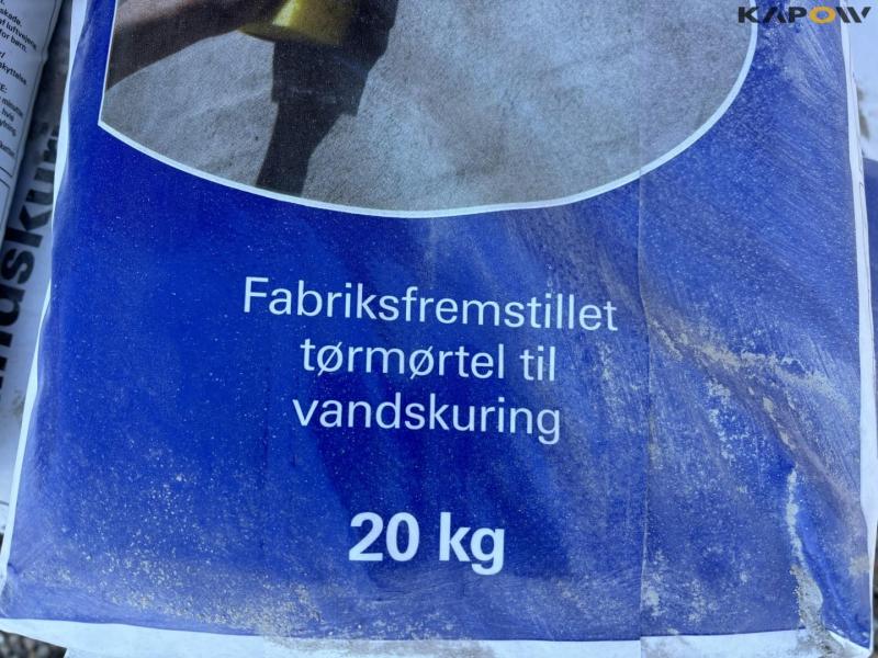 Vandskuringsmørtel og Weber 9