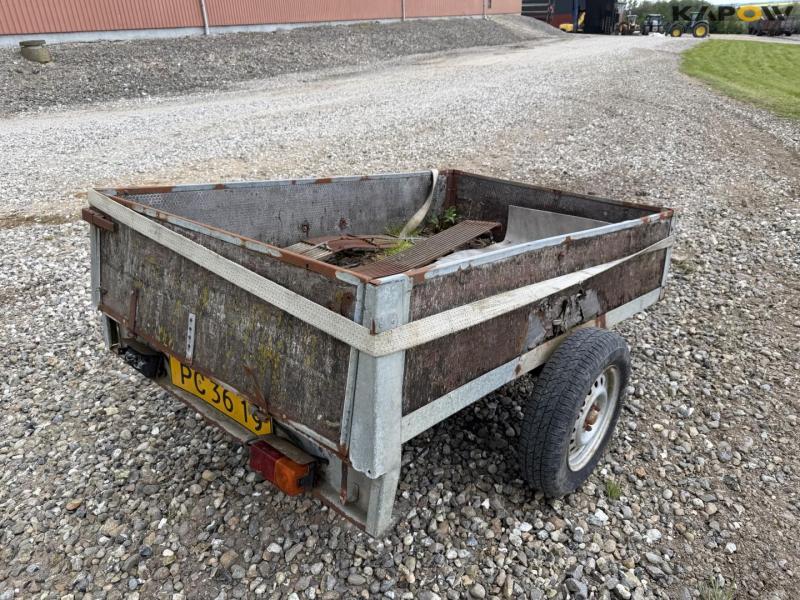 Varian 502 trailer 5