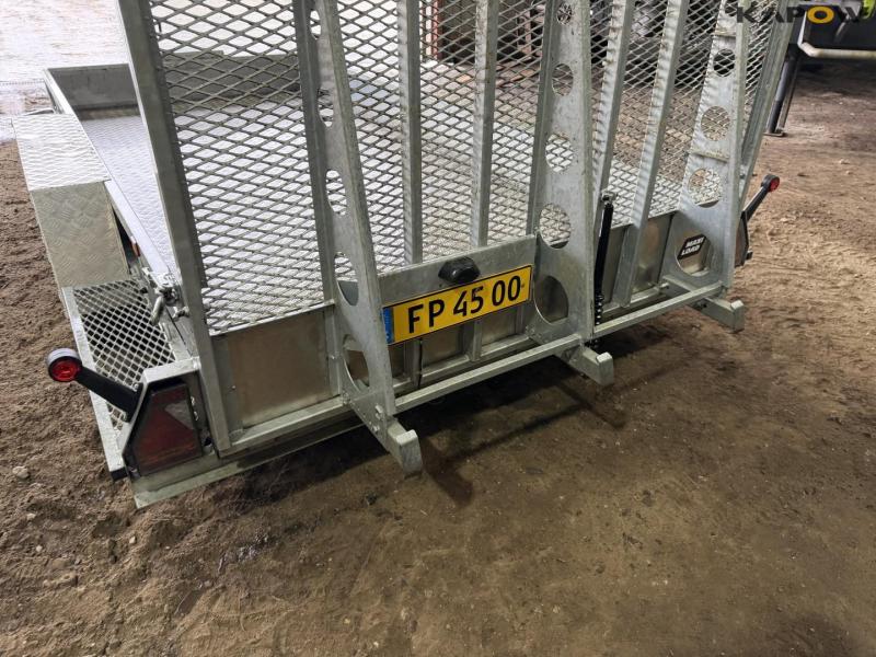 Variant 3518m4 maskintrailer 17