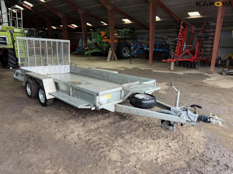 Variant 3518m4 maskintrailer 3