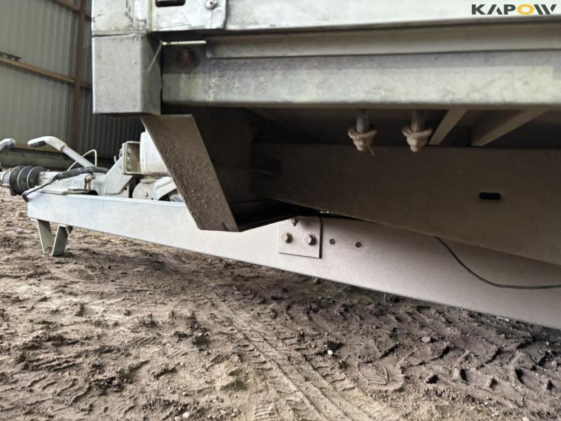 Variant pro-line trailer 37