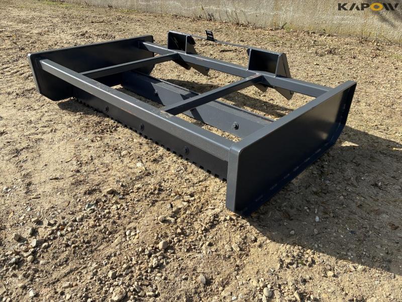 Vejhøvl med Bobcat hitch 1