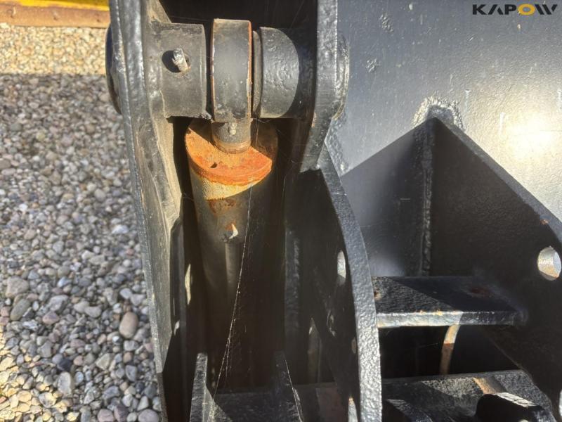 Viby Jern højtipskovl med Volvo hitch 27