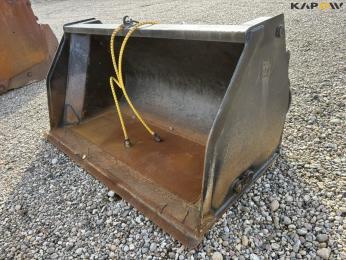 Viby Jern højtipskovl med Volvo hitch